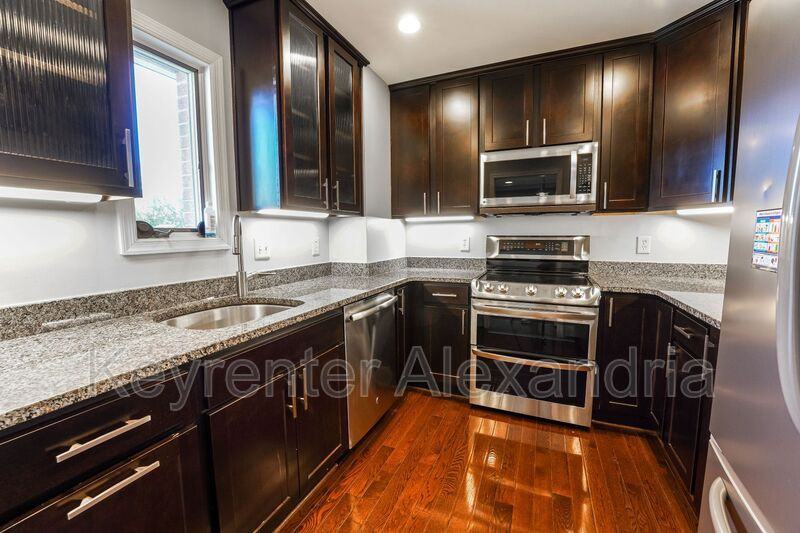 1107 N Taylor St #C - Photo 7 of 28