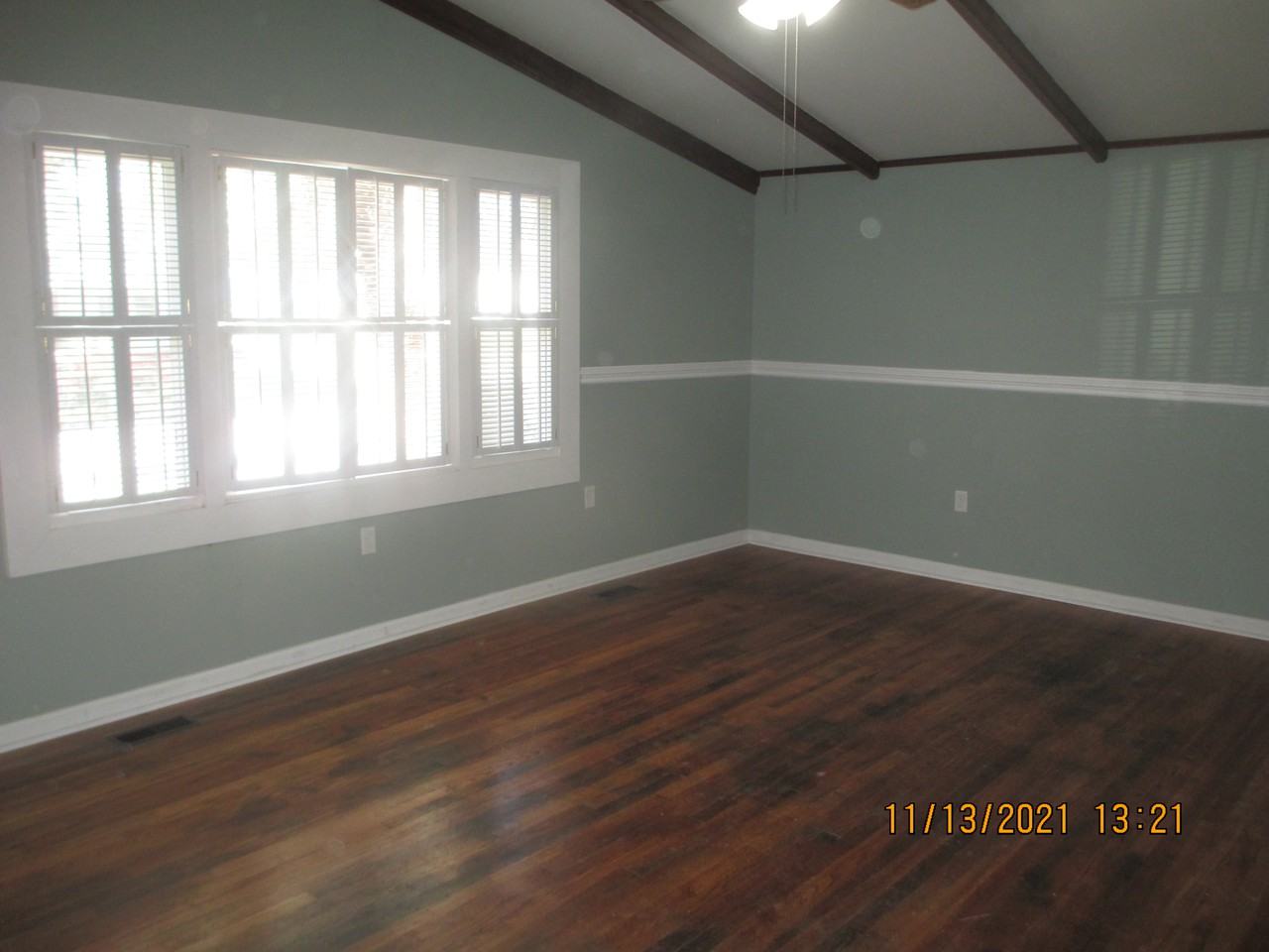 806 Crawford Avenue - Photo 2 of 17