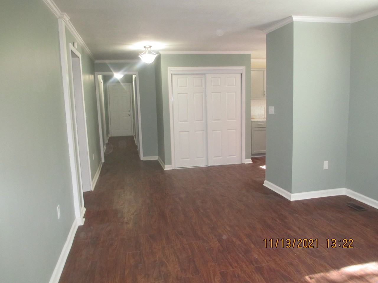 806 Crawford Avenue - Photo 3 of 17