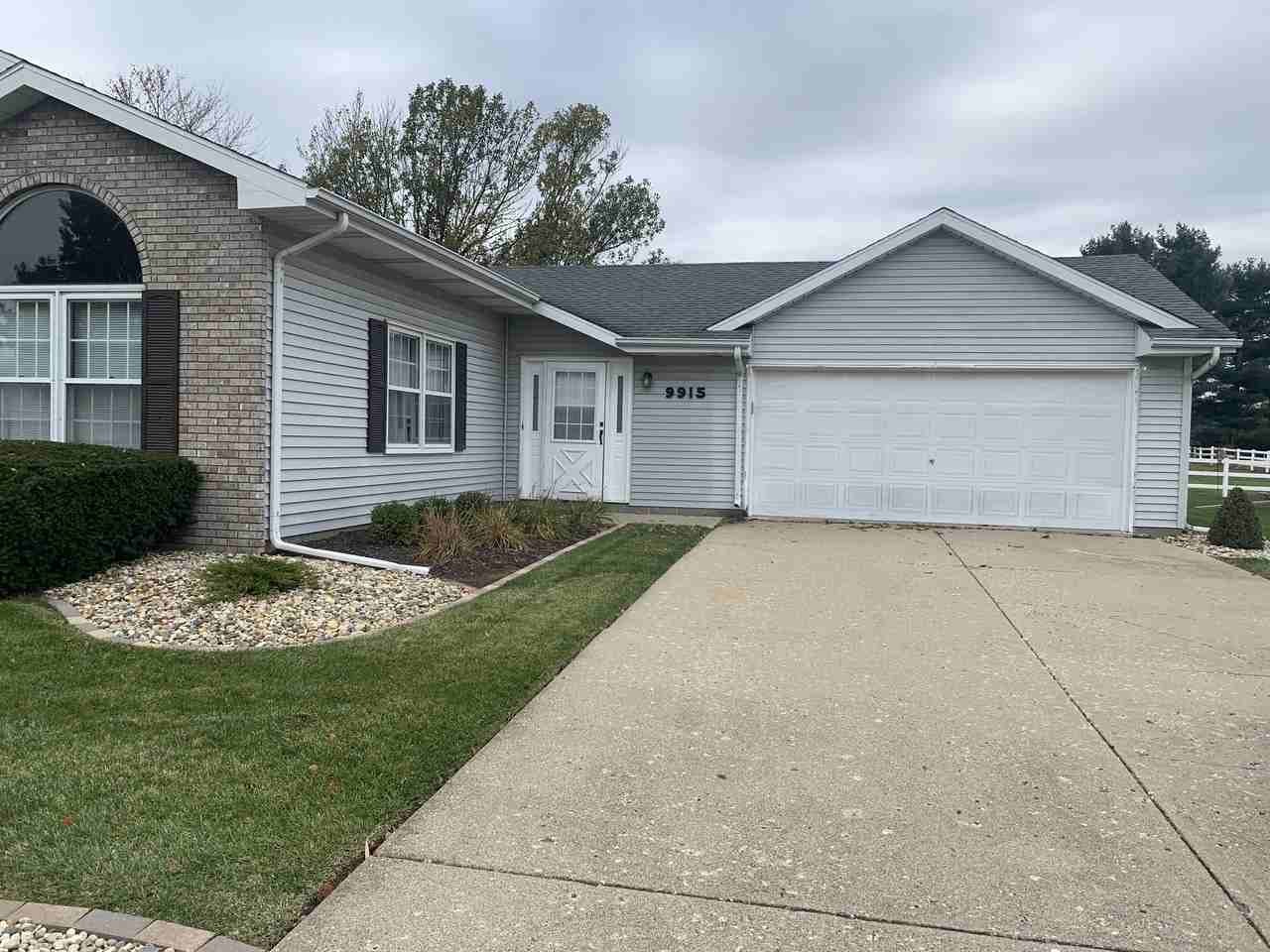 9915 North Barbados Drive - Photo 2 of 33