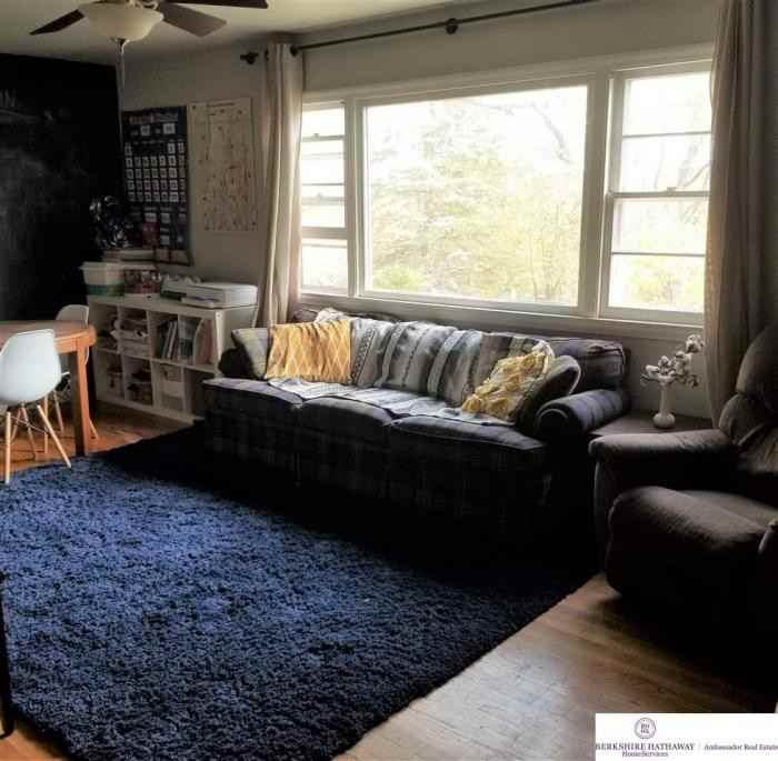 1129 N 88th St - Photo 3 of 17