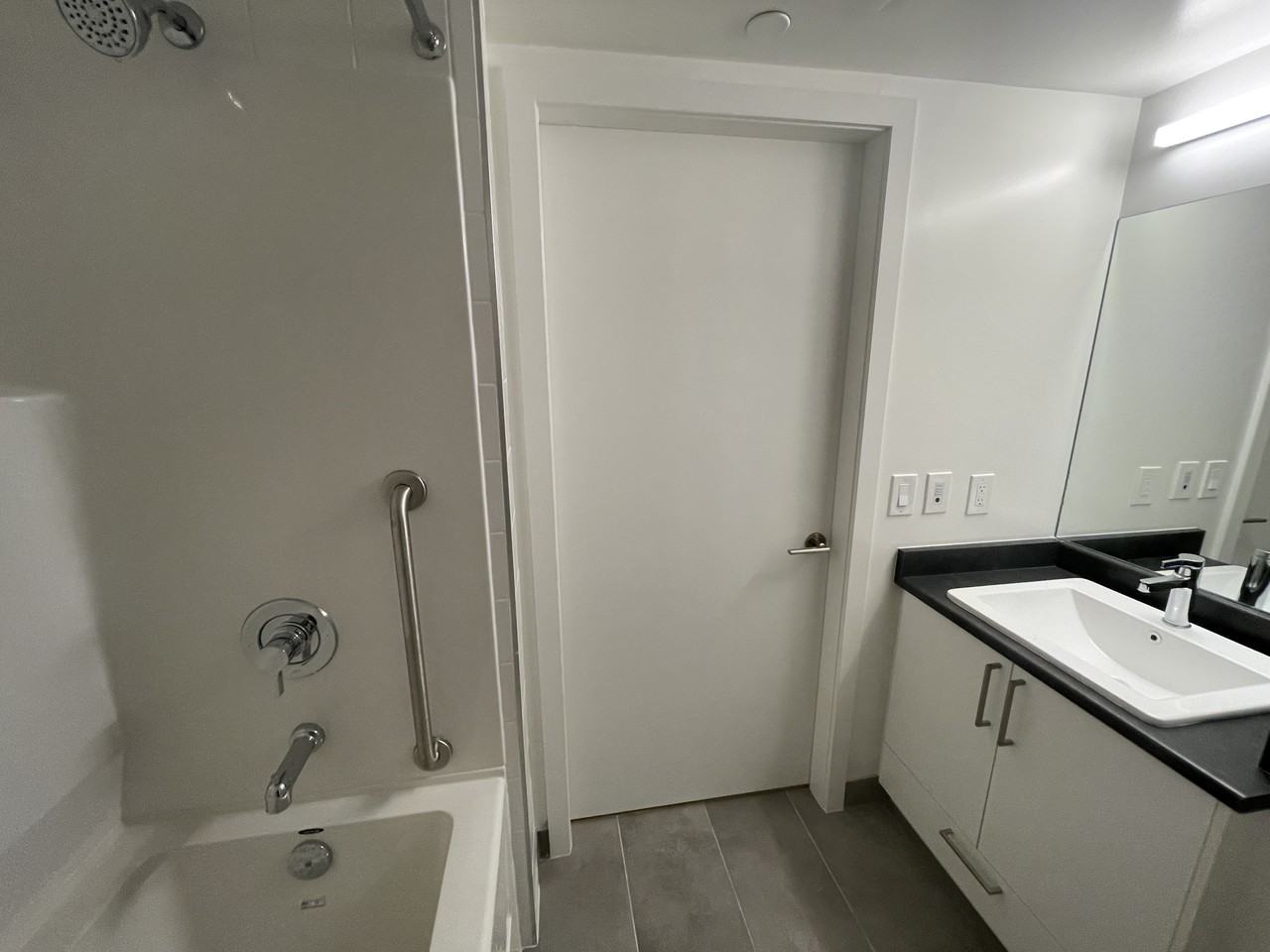 1395 Davie Street #319