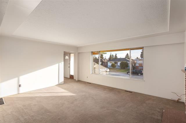 342 18th Street East - Photo 3 of 16