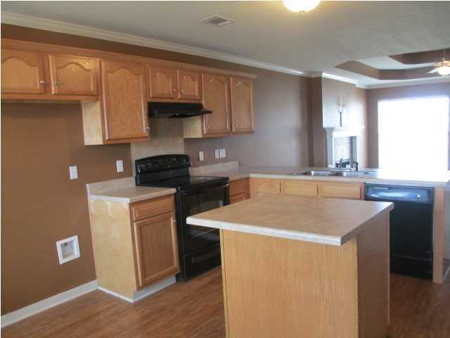 204 Callaway Cir - Photo 3 of 3