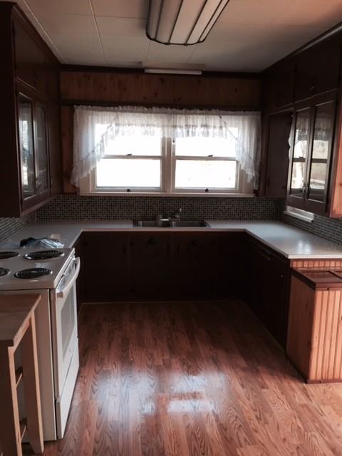 8721 NE State HWY 104 - Photo 2 of 6