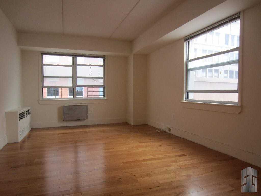 1405 Arnow Ave #3rdFL - Photo 2 of 3