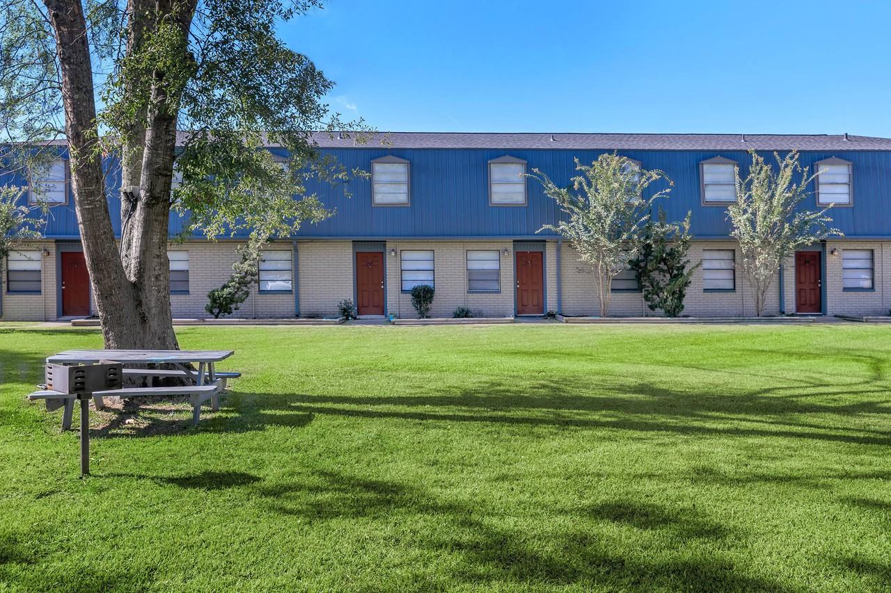 Falling Water Apartments - Photo 3 of 16