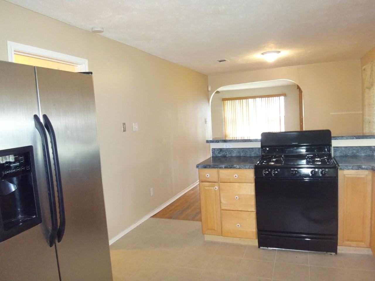 6003 Fairway Ave - Photo 3 of 28