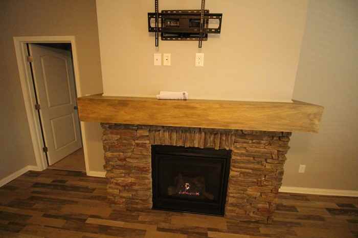 6410 Oak Village Dr - Photo 3 of 30