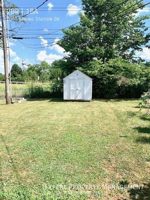 2063 Spring Station Dr - Photo 3 of 15