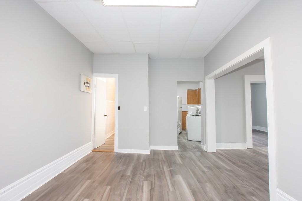 4973 King Street - Photo 2 of 15