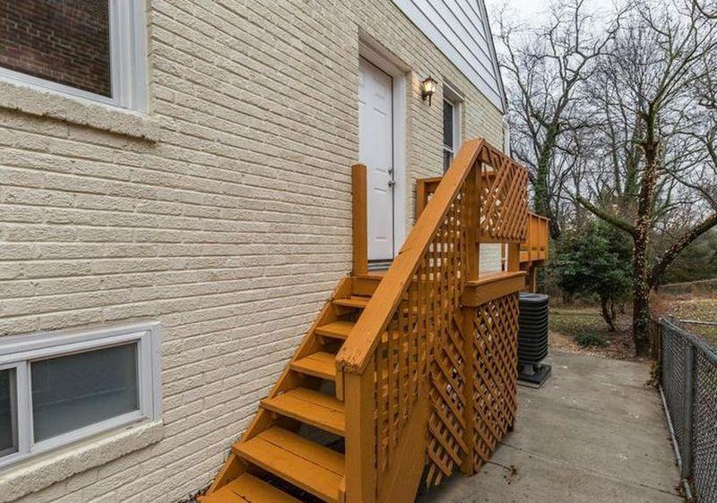 6117 Arbor St - Photo 2 of 25