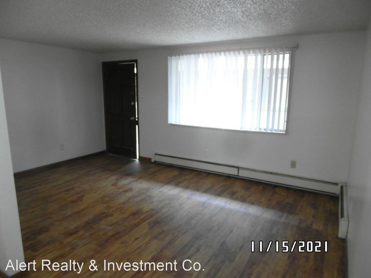1353 Coffman St - Photo 3 of 11