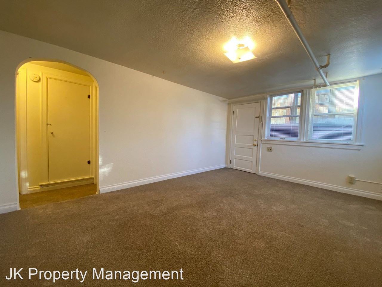 1210 1st Ave N - Photo 3 of 7