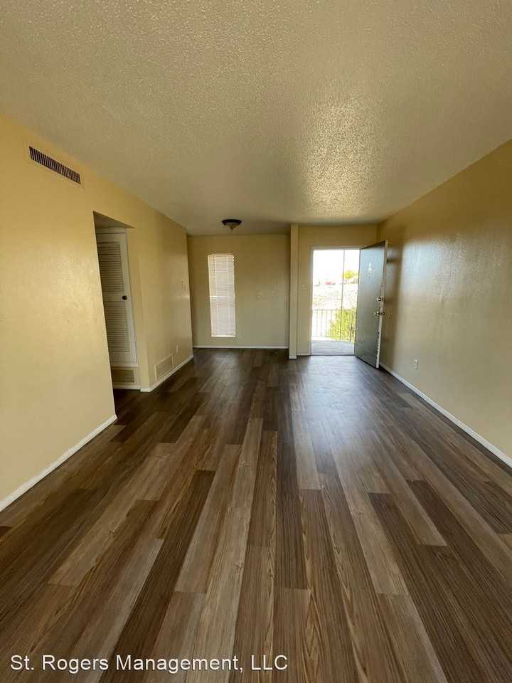 5845 N Mesa St - Photo 2 of 6