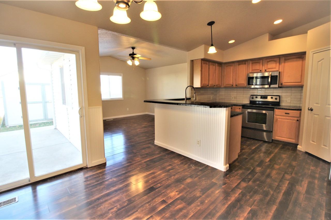 6480 E Shellbrook Dr - Photo 6 of 25