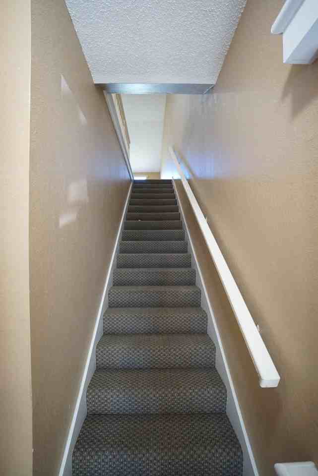 1060 Normandy Trace Rd - Photo 2 of 17