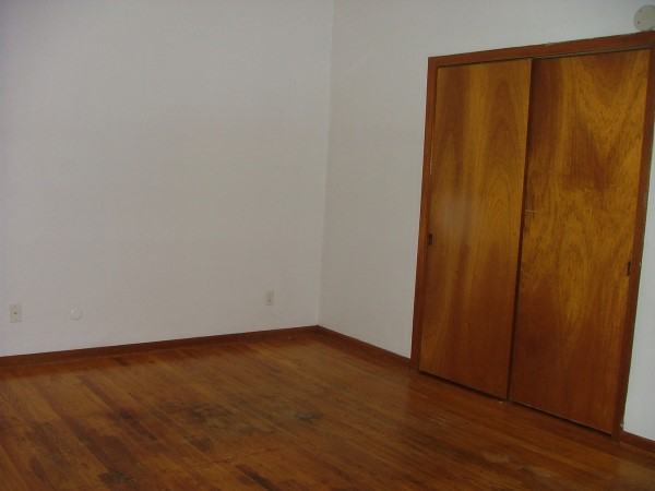 2812-2818 Halsted Rd - Photo 3 of 10