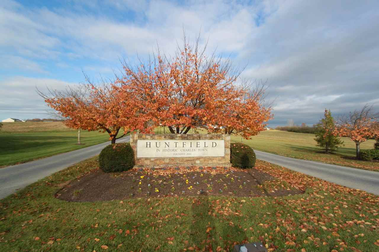 42 Davis St - Photo 3 of 20