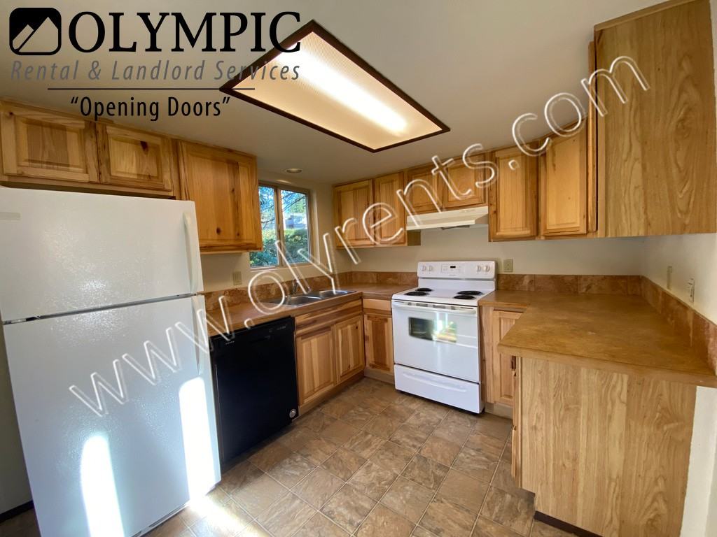 1410 11Th Ave Se - Photo 2 of 11