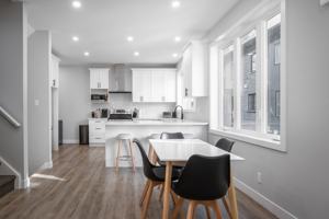 featured image of 544 Windermere Road ###1