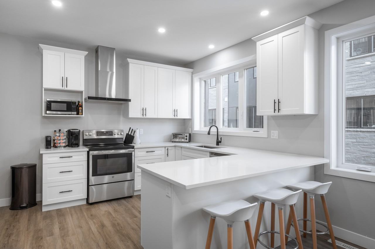 Windermere Annex - Photo 4 of 49