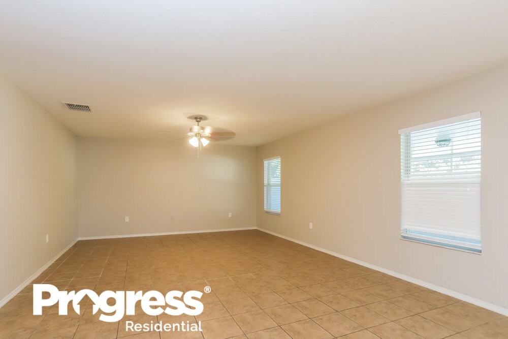 2113 Nuttall Oaks Pl - Photo 3 of 16