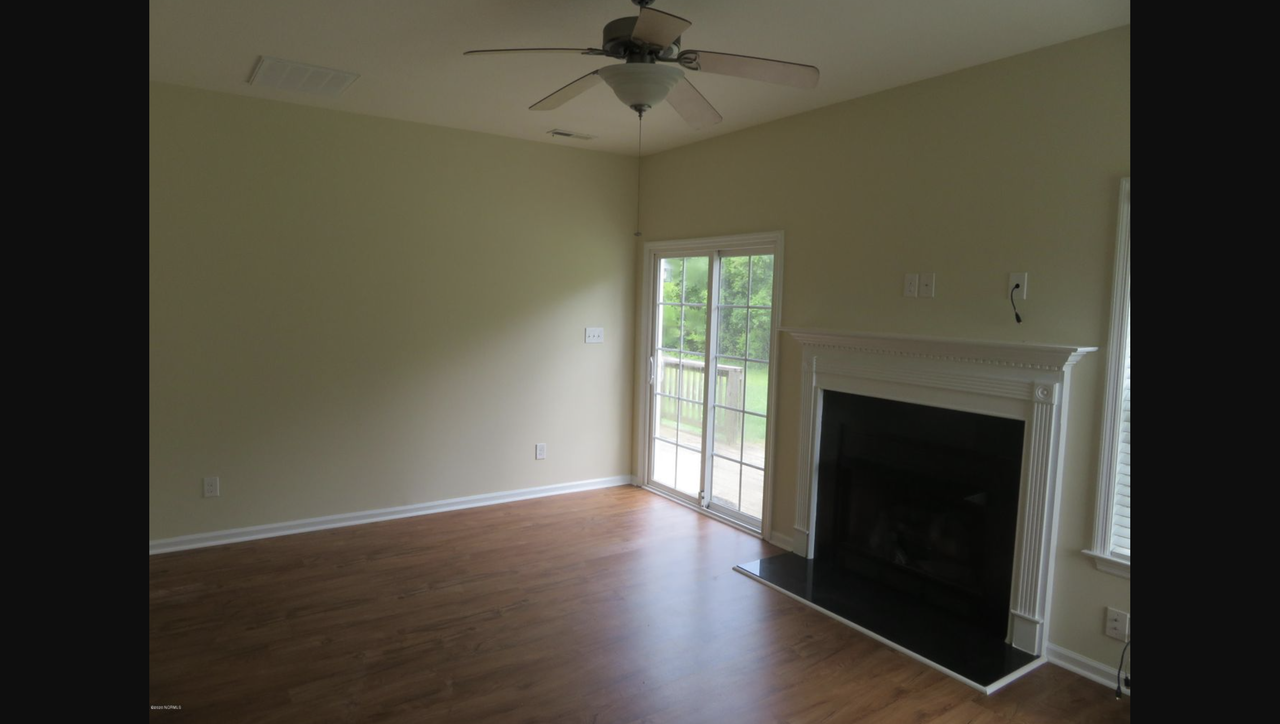 110 Beaver Creek Court - Photo 2 of 4
