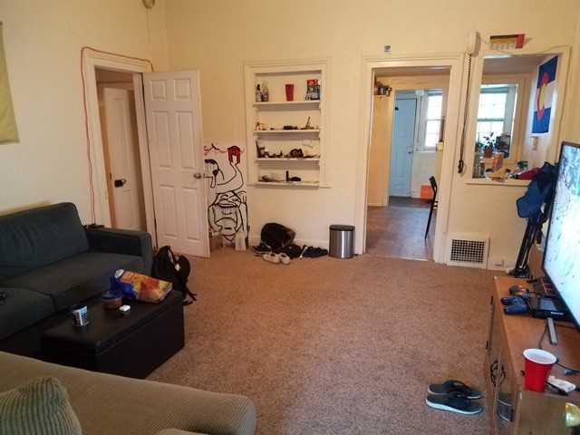 1004 Marine St #E - Photo 2 of 12