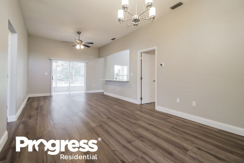 2344 Island Club Way - Photo 3 of 16