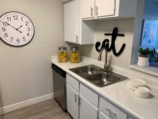 544 E Southern Ave - Photo 4 of 30
