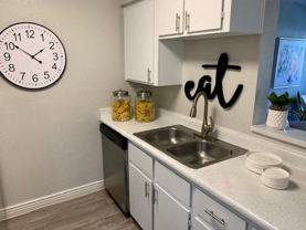 544 E Southern Ave - Photo 1 of 1