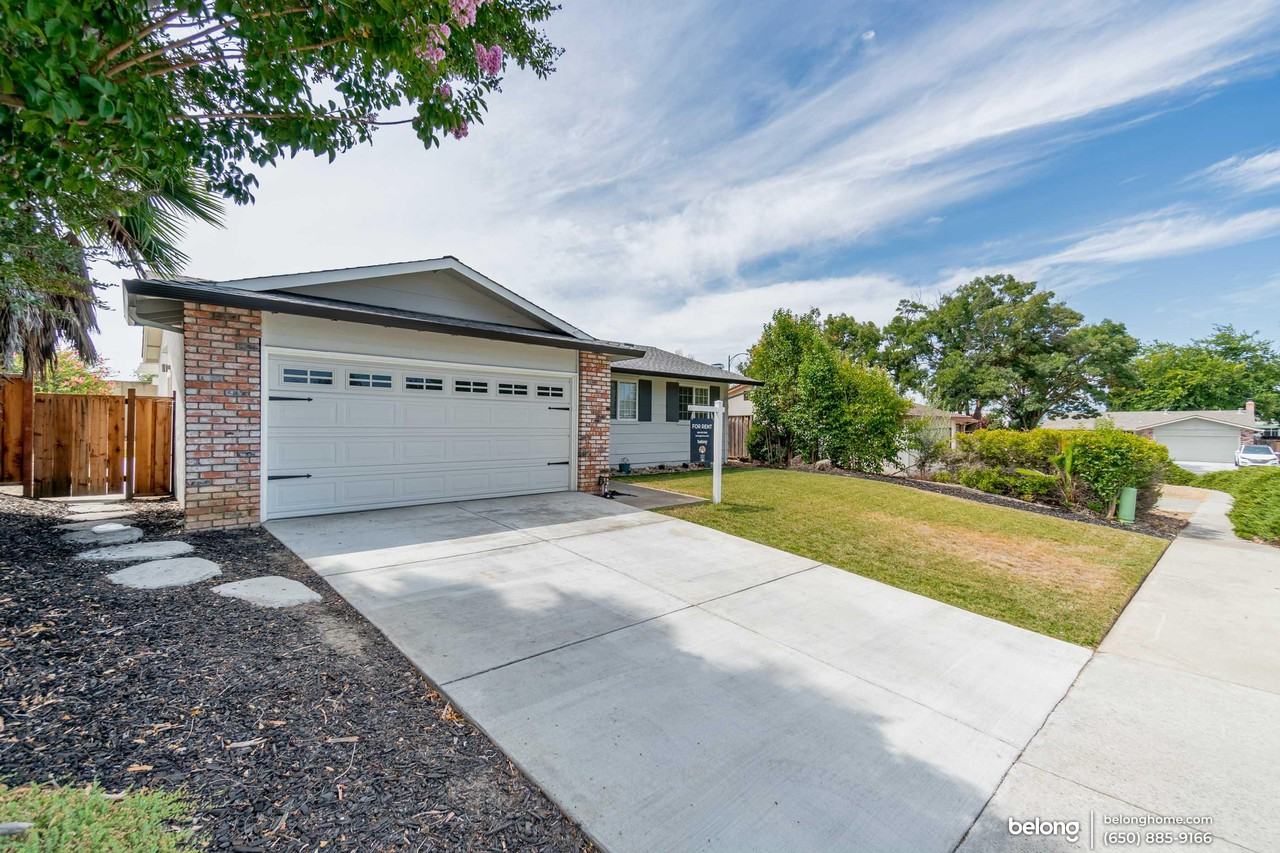 3256 Flintview Court - Photo 2 of 28