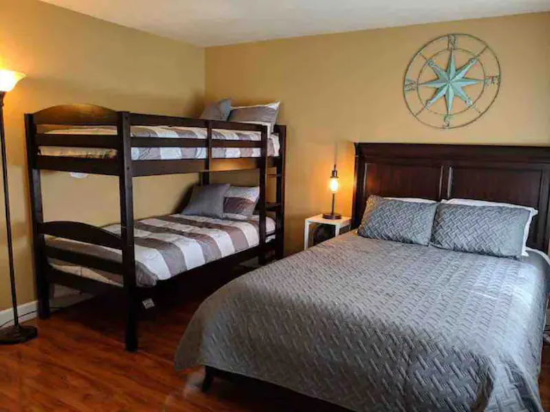 113 North East Center Street - Photo 7 of 25