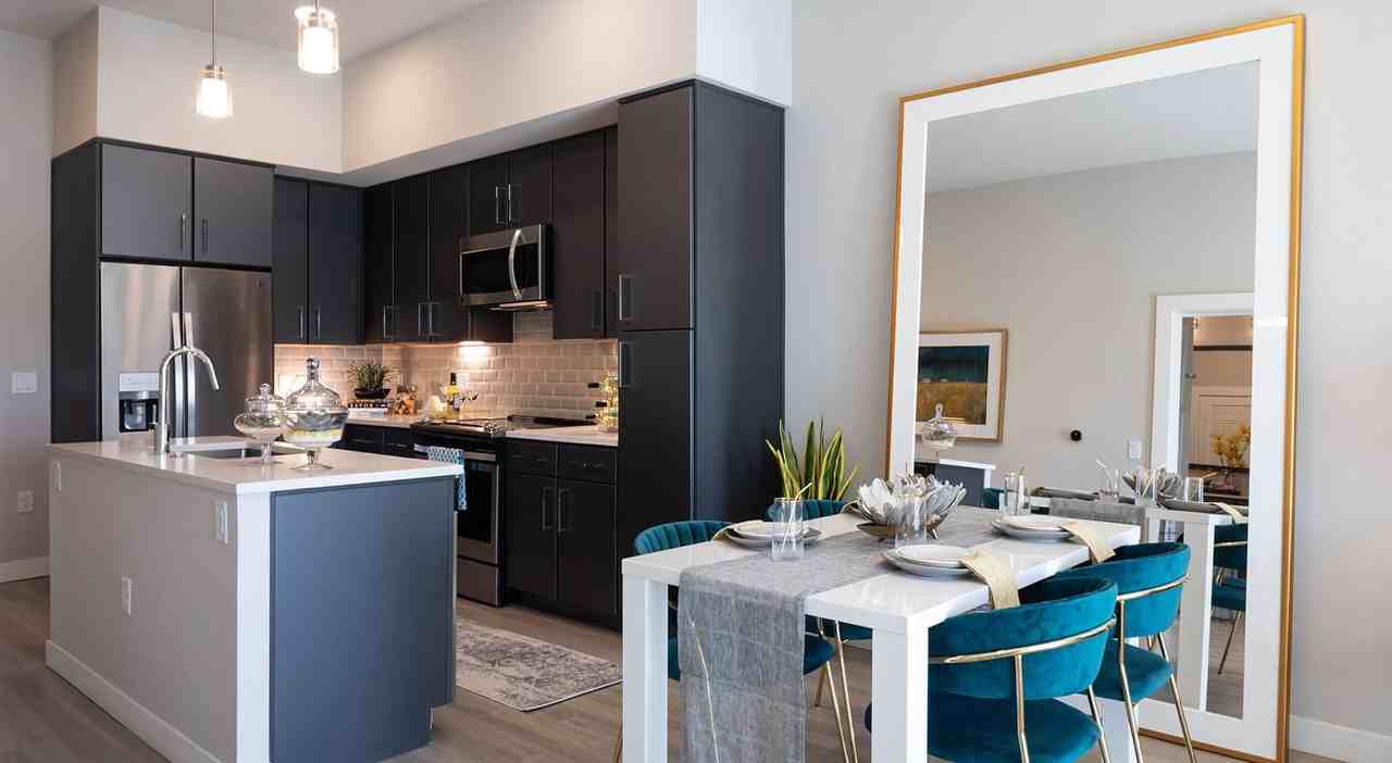 1281 E 17th Ave #307 - Photo 3 of 9