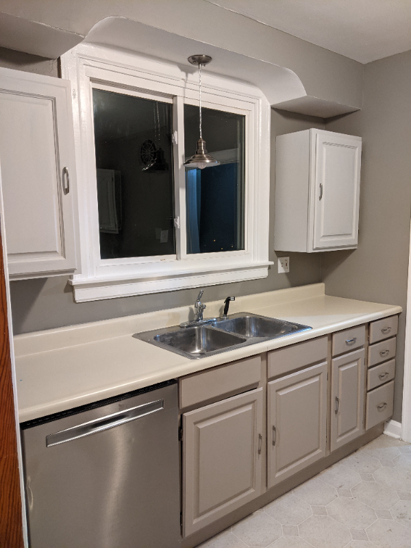 927 Walnut St - Photo 3 of 15