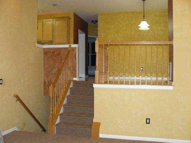 351 Oswego Ct - Photo 2 of 14