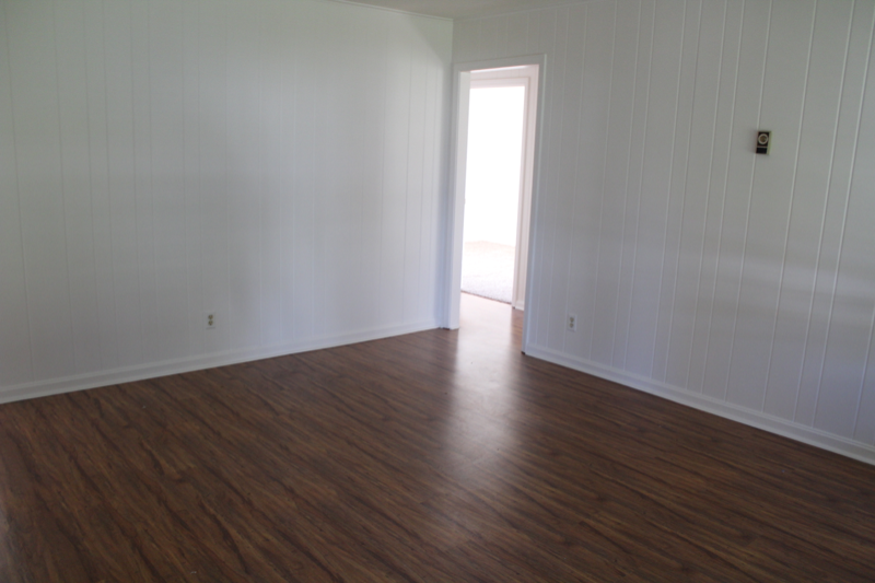 602 Stuart Dr - Photo 2 of 19