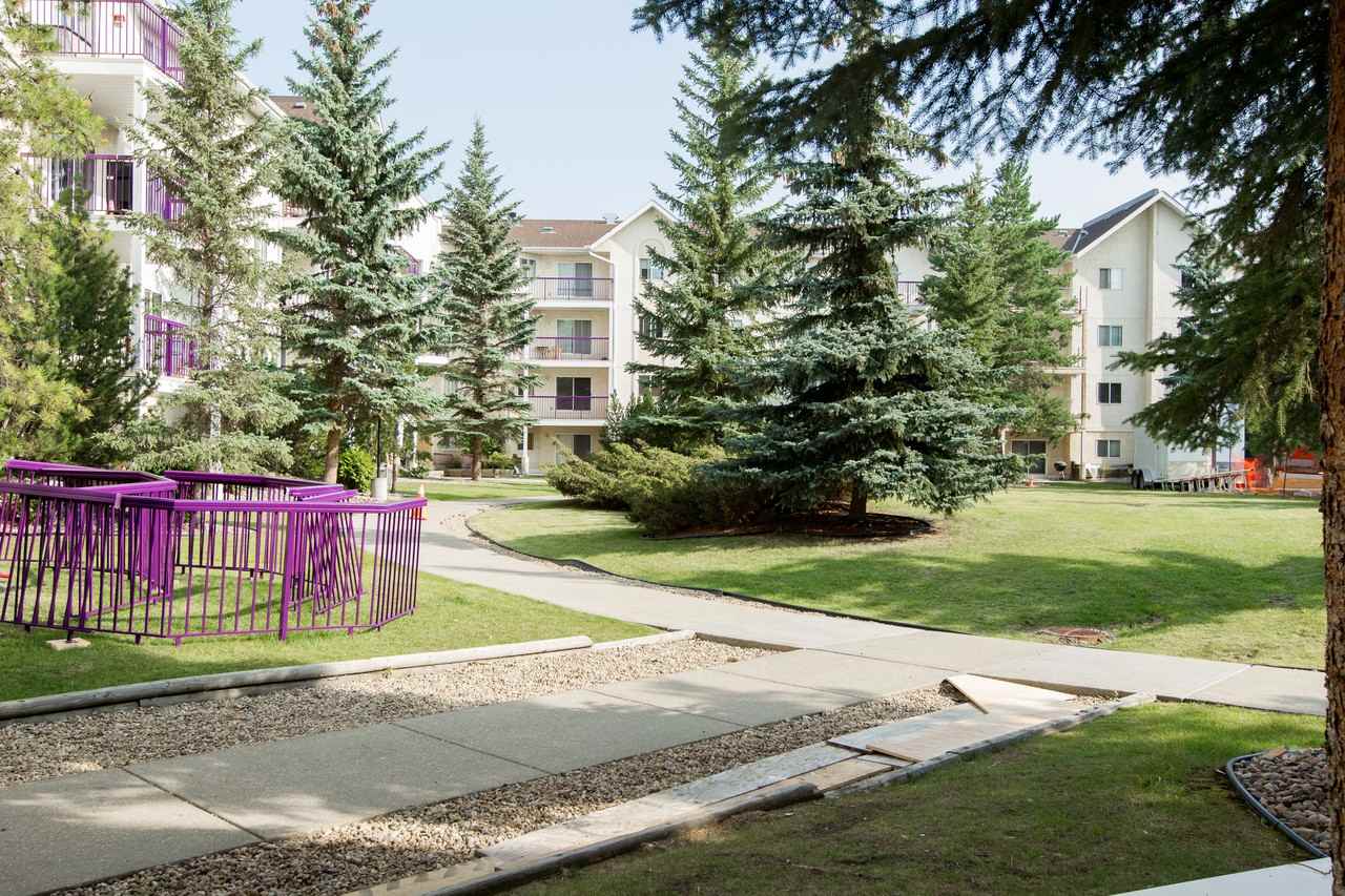 10636 120 Street Apartments in Queen Mary Park, Edmonton, AB T5H 4L5