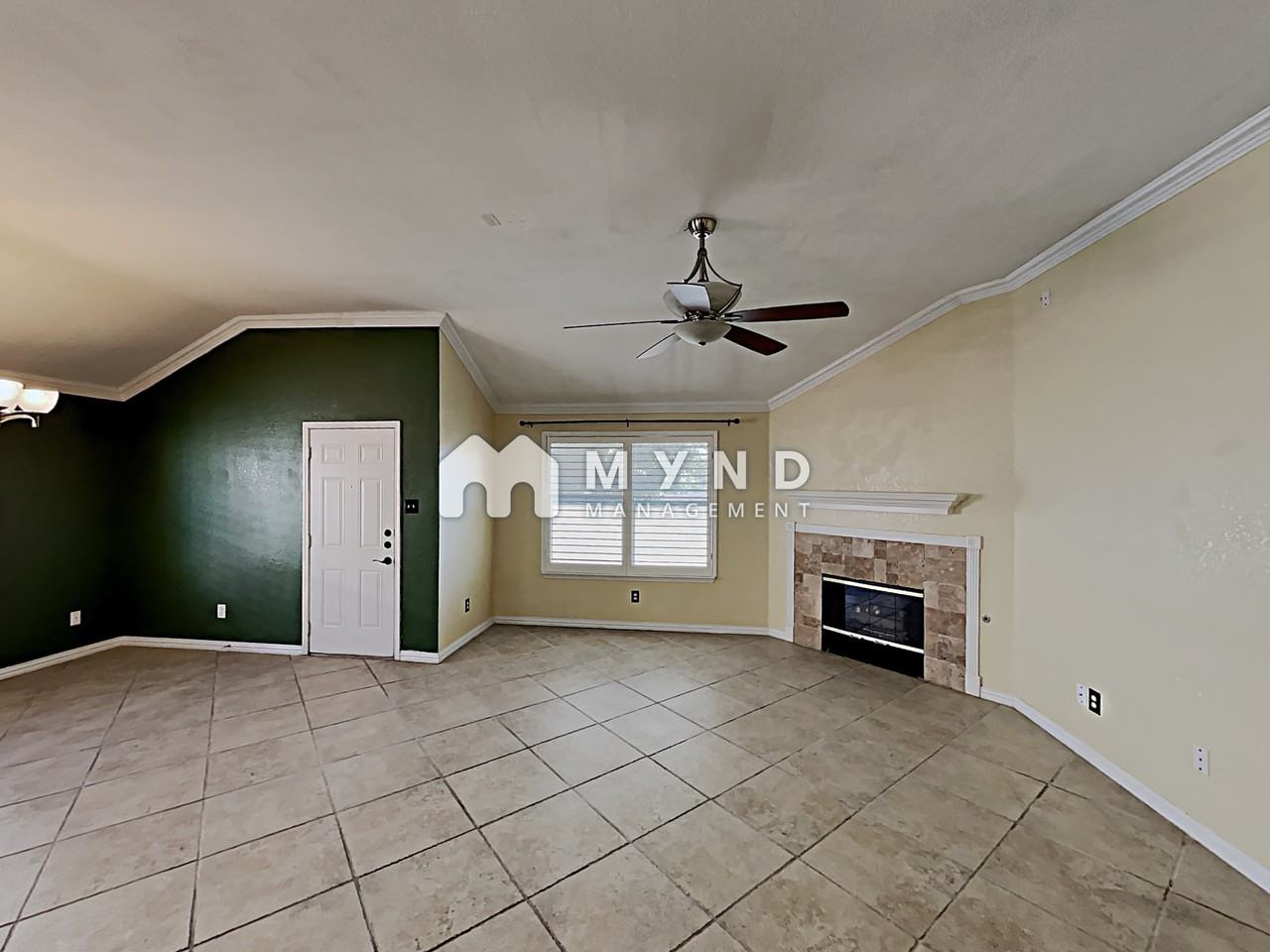 3308 Lake Hill Ln - Photo 2 of 14