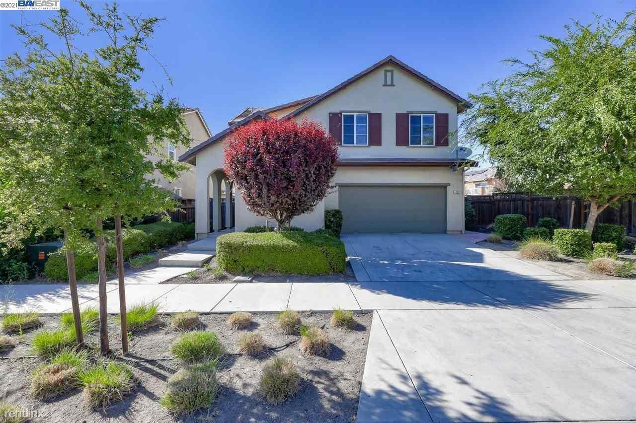 18517 Admiral Way - Photo 2 of 28