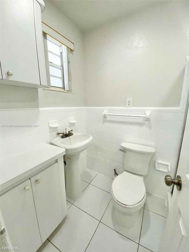 160 Nw 62nd St #4 - Photo 3 of 9