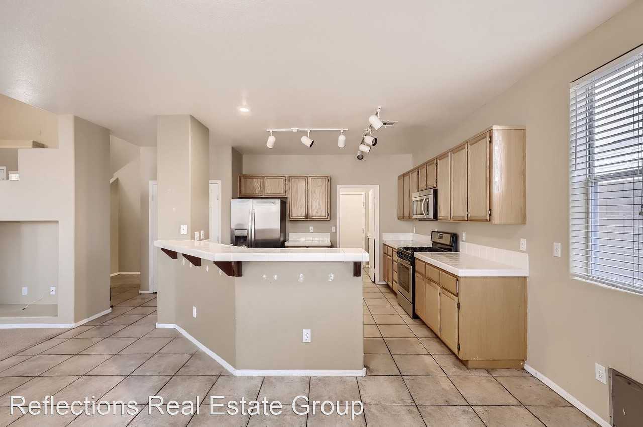 209 Turkey Creek Way - Photo 2 of 13