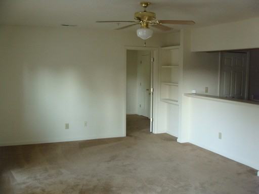 2606 Hampton Meadows Ln - Photo 2 of 6