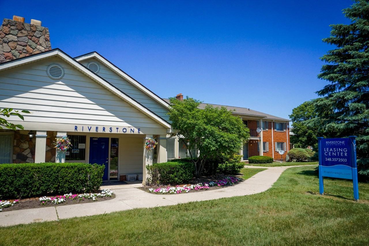 Riverstone Apartments 25740 Shiawassee Rd, Southfield, MI 48033 Zumper