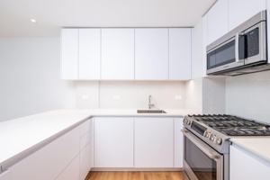 featured image of 1410 Columbia Rd