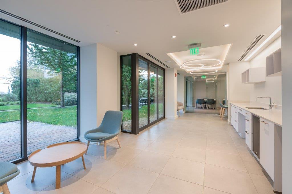 1410 Columbia - Photo 3 of 33