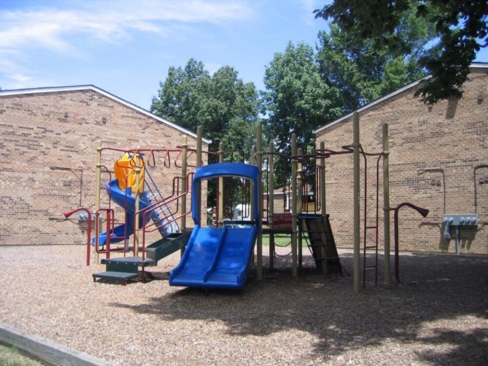 Pines of York - Photo 6 of 40