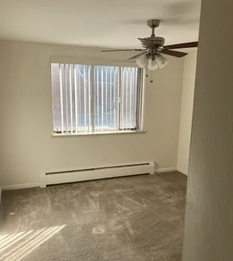 Great Location walking distance to DU campus - Photo 4 of 23