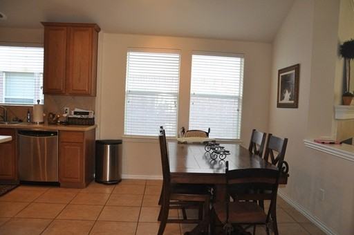 1820 Ringtail Dr - Photo 3 of 10